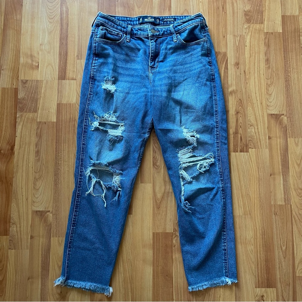 Hollister High Rise Mom Jean Vintage Stretch Ripped Size 30x27